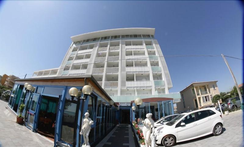 Hotel Atlantic セニガッリア エクステリア 写真